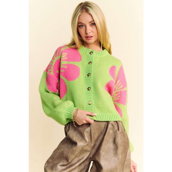 Davi & Dani Flower Contrast Round Neck Long Sleeves Cropped Cardigan | Lime - Picture 5 of 6